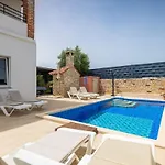 House Marlena Casa vacanze *