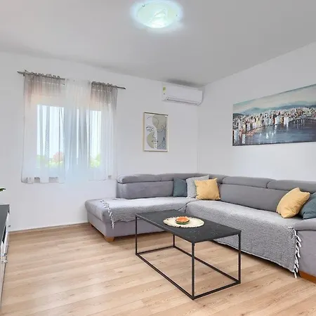 Casa Marlena Holiday home Pula