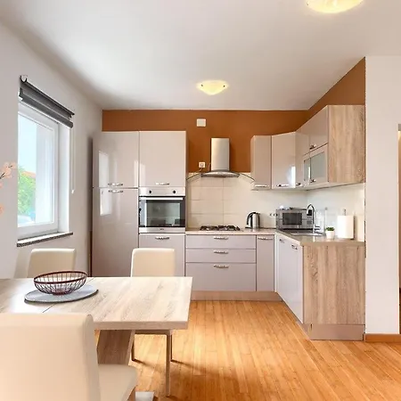 Casa Marlena بيت للعطل *