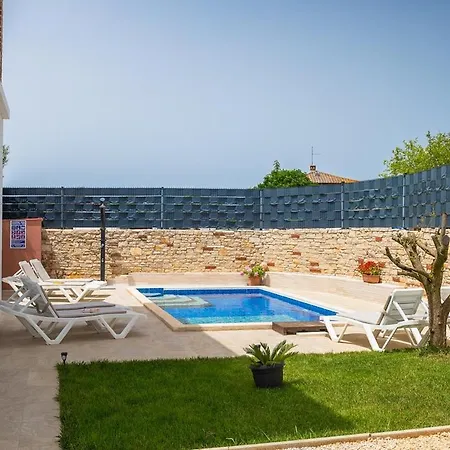 Casa Marlena بولا