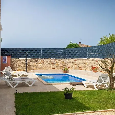 Σπίτι διακοπών House Marlena Πούλα