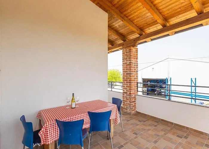 House Marlena 펜션