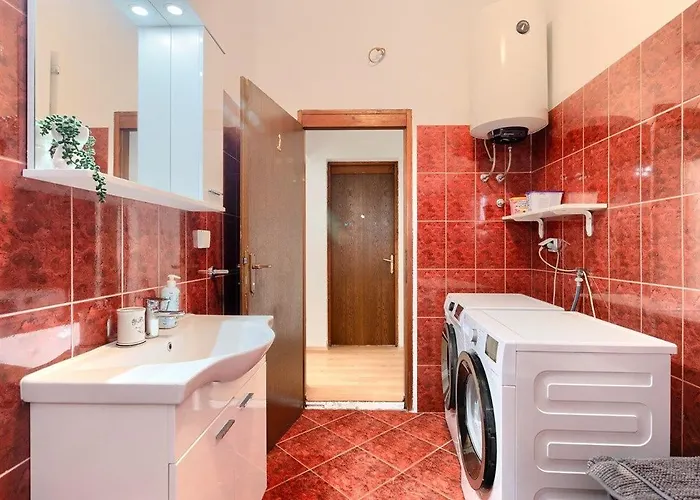 House Marlena 펜션 *